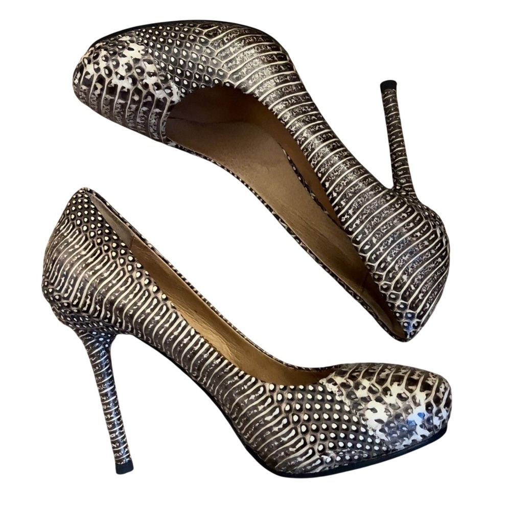 L.A.M.B. Leather Stilettos Animal Print‎ Size 7.5